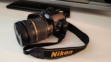 Nikon D60 perfetta con lente Tamron 18-270