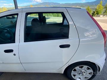 PORTA POSTERIORE SINISTRA FIAT PUNTO III 188 2004