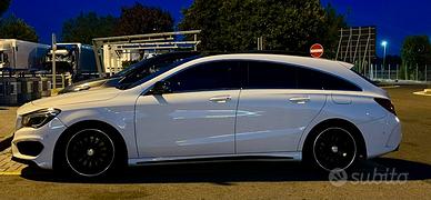 Cla 220 Shooting Brake Premium Dark - pack AMG