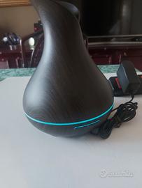 umidificatore a freddo  con luci LED colorate.