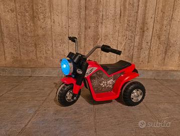 Moto elettrica per bambini 