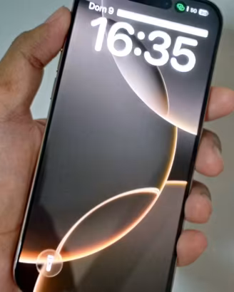 iPhone 16 Pro Max 256GB Desert Gold + AirPods Pro