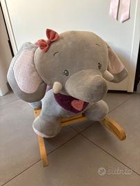 Dondolino elefante Mattou