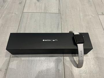 Apple Watch 2 versione “Nike+” 42 mm