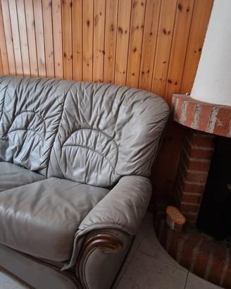 Divano 3 posti in pelle grigio