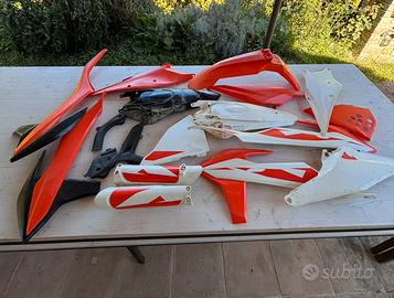 Plastiche ktm