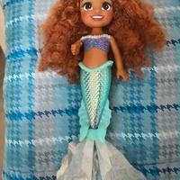 bambola Sirenetta Ariel cantante 