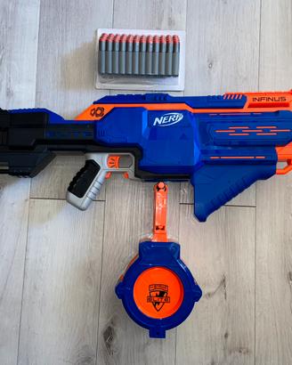NERF Elite Infinus (con batterie)+30 colpi+50 soft