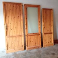 Porte in legno massello 