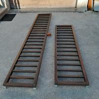 Parapetto per finestre in legno di larice