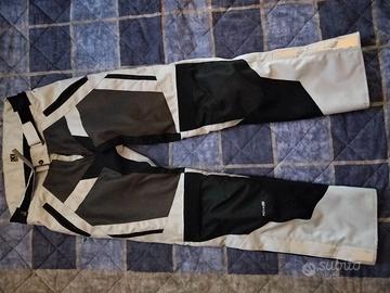Pantaloni da moto