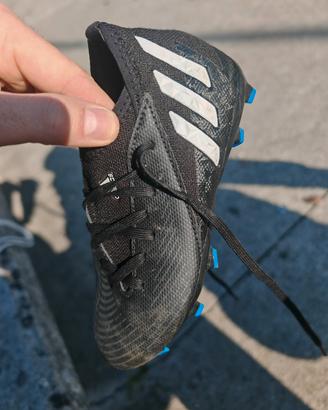 scarpe da calcio Adidas Predator per bambino tg 31