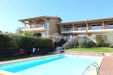 4 LOCALI A PADENGHE SUL GARDA