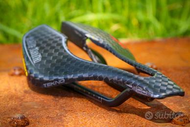Sella Tekno Boost SELLE ITALIA Wide tutta in carbo