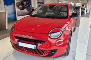 FIAT 600 IV 2023 - 600 1.2 hybrid Pop 145cv auto