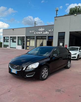 Volvo V60 T4 Powershift Summum