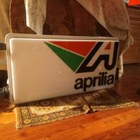 insegna luminosa originale aprilia