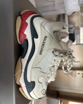 Scarpe balenciaga triple s