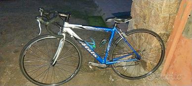 bici da strada atala