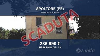 Immobile in asta di 1043 m² con più di 5 locali a 
