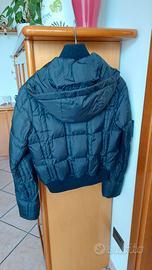 Giubbotto invernale con cappuccio