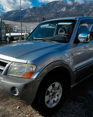 MITSUBISHI PAJERO 3.2 DI-D 160CV GLS MANUALE