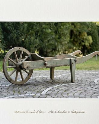Carriola antica in legno e ferro – Arredo giardino