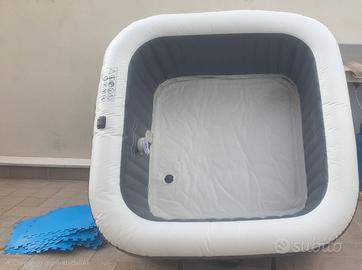 PureSpa Intex Greystone Deluxe 4 posti - perfetta