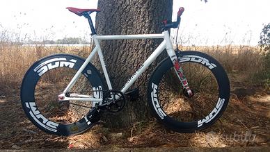 SCATTO FISSO PISTA FIXED 