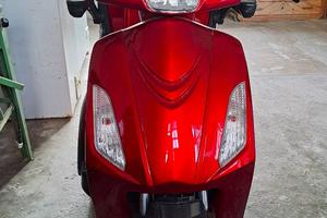 SCOOTER  TRE RUOTE ELETTRICO PER INVALIDI/ANZIANI