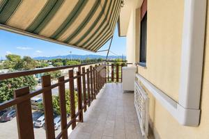 3 LOCALI A FOLLONICA