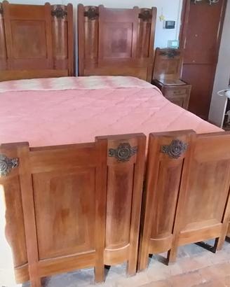 Camera da letto stile Liberty con marmi e bronzi