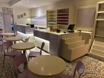 Arredo completo per bar tabaccheria