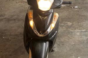 Honda SH300