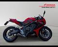 honda-moto-cbr-650-r-abs-my21