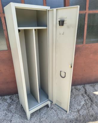 Armadietto in acciaio