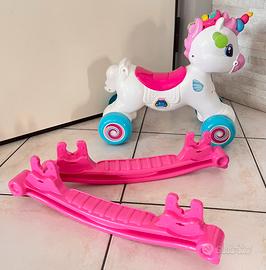 Unicorno a dondolo