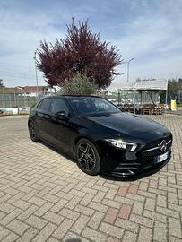 Mercedes A180d premium night edition GARANZIA 2 an