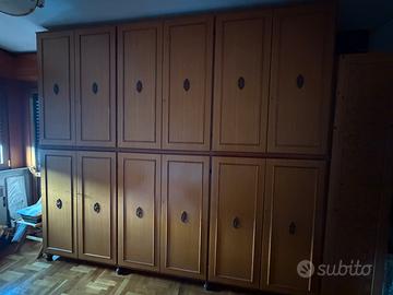 Grande armadio a 12 ante, MOLTO capiente