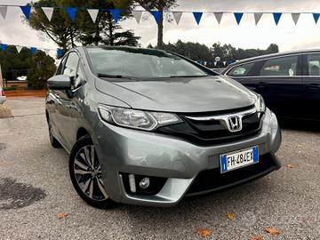 " UNA CHICCA " Honda Jazz 1.3 Elegance solo 30.0