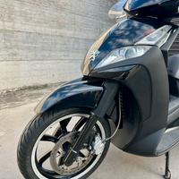 Peugeot Geopolis 400 RS
