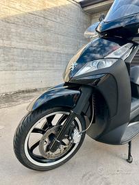 Peugeot Geopolis 400 RS