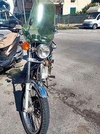 Suzuki GN 125 nero