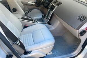 Volvo S40 D3 R-Line 2.0 150cv 5 cilindri