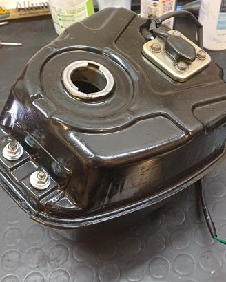 Serbatoio benzina Booster Mbk