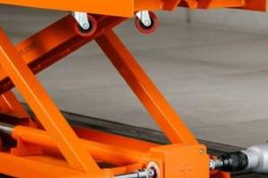 Sollevatore auto/moto