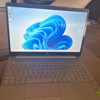 Laptop HP i7 (8th generazione) 8GB RAM 500 GB