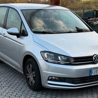 Auto Volkswagen Touran 1.6 TDI 7 Posti 110000km