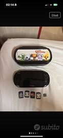 Playstation vita + custodia + giochi
