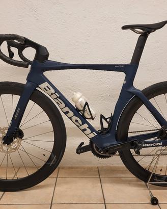Bianchi oltre comp 105 elettronico Di2 anno 2026